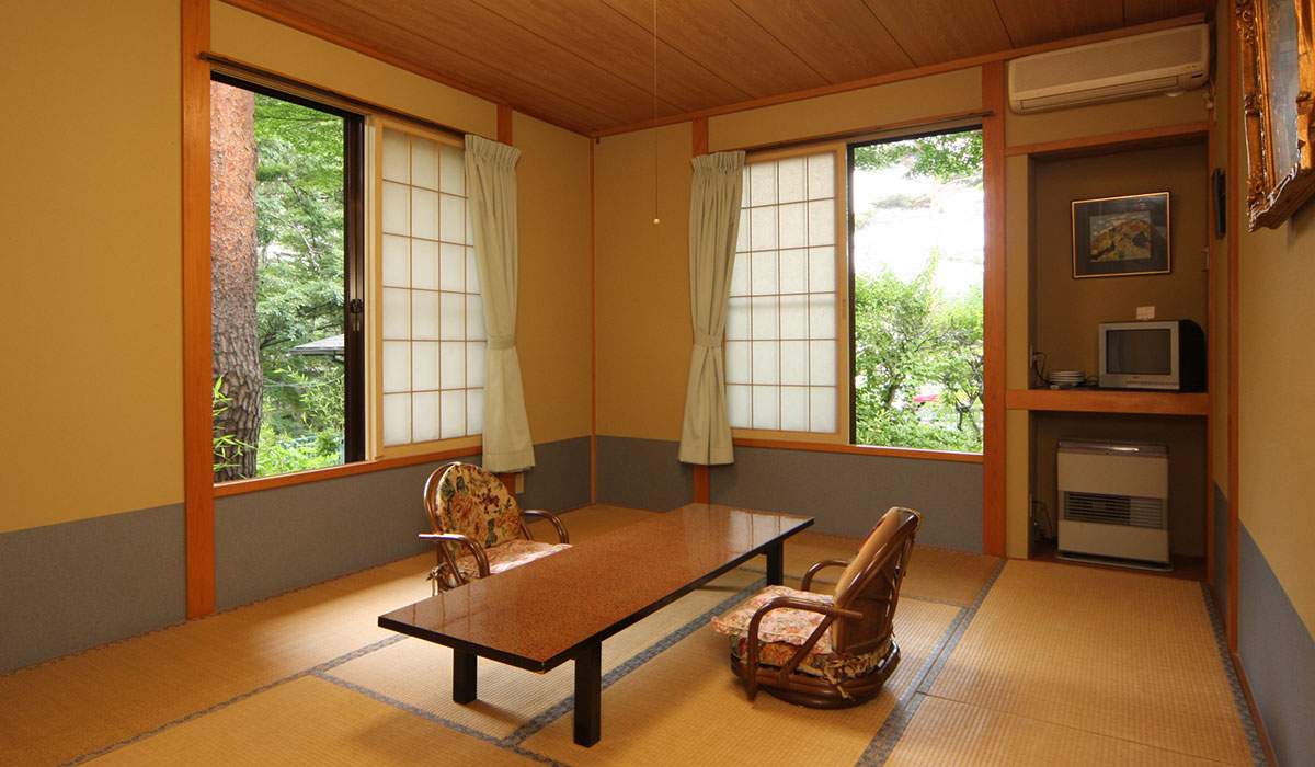 Japanese-style room
